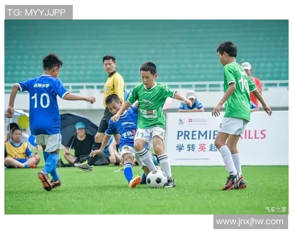 聚焦绿茵豪强巅峰对决全面解读足球球星大赛精彩表现